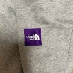 新品 ノースフェイス パーカーの画像