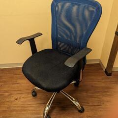 オフィスチェアーの画像