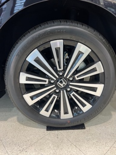 〈取引完了〉新品：ホイール＋タイヤ　4本セット Honda ステップワゴン　SPADA Premium Line　標準品