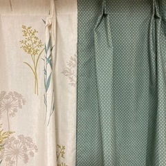 カーテンの画像