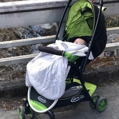 ベビーカー(トイザらス限定)(問合せ中)
