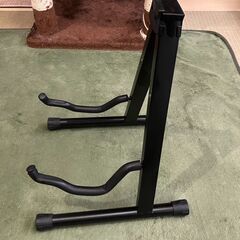 ギター　スタンド　タイプA　収納しやすい　格安　転倒防止用ゴム付属　折り畳みの画像