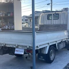 トヨタ トヨエース 平ボディ/最大積載1250kg/5速MT ホワイト 走行315,388kmの画像