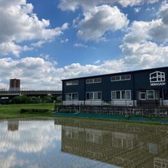 ▼サッシの現場作業員【補助】：正社員▼チームで働く★だから一人で悩まない！ 未経験でも大丈夫！ 安定性抜群の企業でながーく勤めませんか？の画像