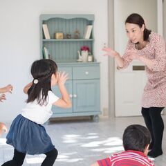 幼児低学年向けの英語講師募集の画像