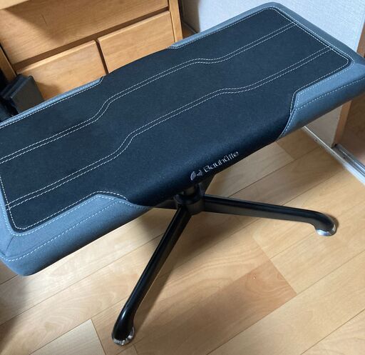 バウヒュッテ　オットマン（組み立て済み）　譲ります