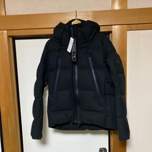 新品　大売り出し　水沢ダウン　マウンテニア　早い者勝ち