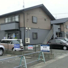 🎉仲介手数料無料🎉敷礼無✨敷地内駐車場有✨岡山市南区✨2LDK✨...