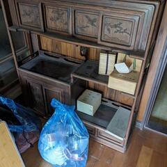 中古食器から骨董品まで幅広く買取します。 - 地元のお店