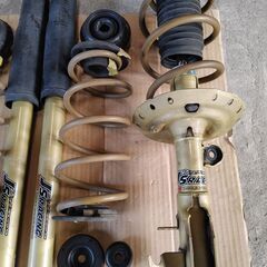 ホンダ　フィット Fit GE8 GE6 GE7 GE9 J'S RACING SHOWA スポーツサスペンションキット 金足 2WD RS ジェイズレーシング ショーワの画像