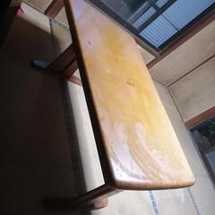 ダイニングテーブル、臼の画像