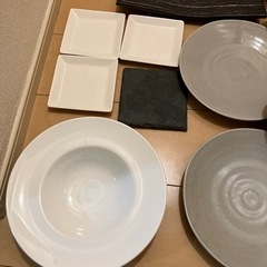 食器の画像