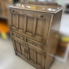 J3133 値引きしました！ 富谷 神戸家具 ヴィンテージ家具 クラシック家具 オーダーメイド家具 アンティーク調 ライティングデスク ビューロー  ライティングビューロー レトロ家具  和モダン家具 クリーニング済み 【リユースのサカイ柏店】の画像