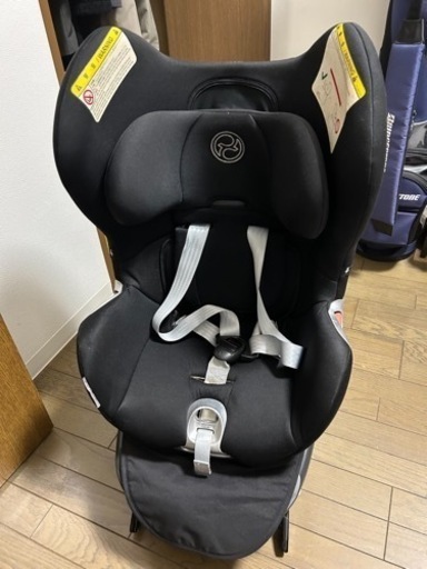 サイベックス　シローナ　チャイルドシート　isofix