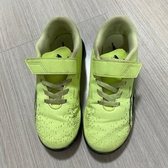 プーマサッカートレーニングシューズ19cm