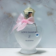 【未使用品】ラブ パスポート　イット　オードパルファム　40ml