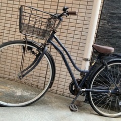 ギア付き自転車　紺色　ネイビー　ママチャリ