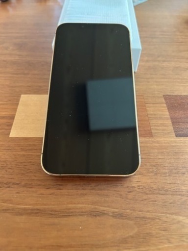 iPhone 13Pro（ゴールド）
