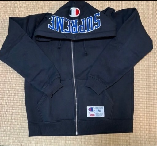 supreme champion コラボ限定　パーカー