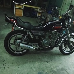 XJ400