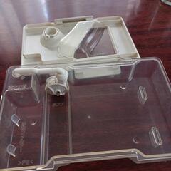 冷蔵庫のウォータータンク(製氷用)【中古】の画像