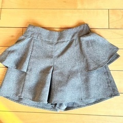 女の子小学校卒業式のスーツ　サイズ150の画像