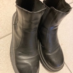 ブーツ　24cm