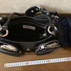 再投稿　牛革　レディースハンドバックの画像