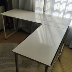 【人気商品！状態良好！】サンワダイレクト パソコンデスク L字型  幅150cm+90cmの画像