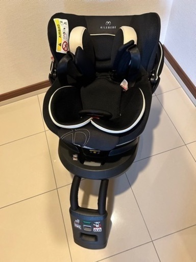 チャイルドシート　エールべべ　ISOFIX
