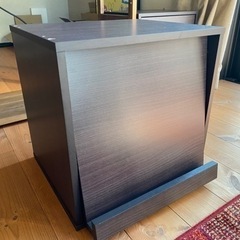 【新品】キューブボックス　カラーボックス　棚　マガジンラック扉