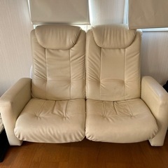 ソファー無料✨