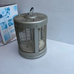 アイアン【IR-4620】全面マルチハロゲンヒーター　美品　箱付き　鳥かごデザイン　動作OKの画像