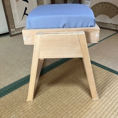 椅子　桧作りの画像