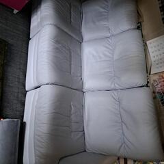 3人がけソファー