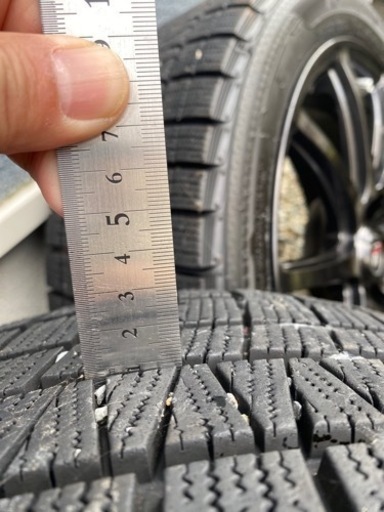 17×7j+38 114.3 225/45R17 スタッドレス タイヤ ホイール １７インチ
 バリ溝有り ヴォクシー  ノア