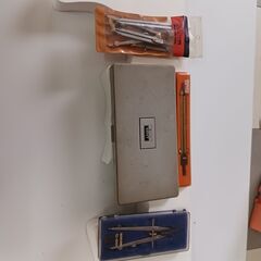 UCHIDA製　コンパスなど