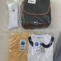 しんわ幼稚園制服 一式 セット   サイズ120 新和幼稚園の画像