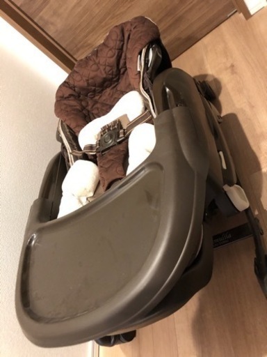 コンビ　ネムリラ　ハイローチェア　オートスイング