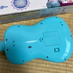 【値下げ】アナと雪の女王　音の出るギターの画像