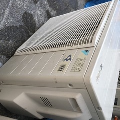 DAIKIN 冷暖房エアコン　4.0k 2013年製です。の画像