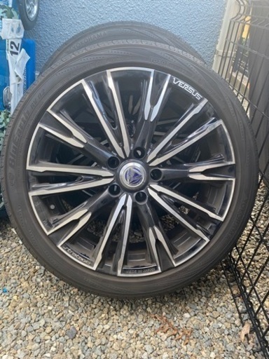 VERSUS STRATAGIA  Lucianna ベルサス RAYS 18×7j+42 Blue Earth 215/45R18 114.3 ヴォクシー  ノア