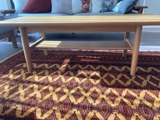 ウニコ　ローテブル