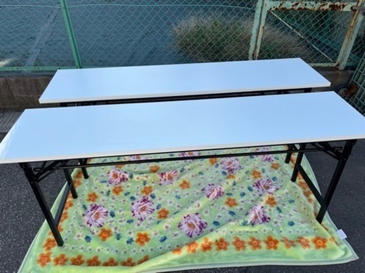 極美品 オフィスコム 使用1度程度 折り畳み式 会議用テーブル 2台セット長机