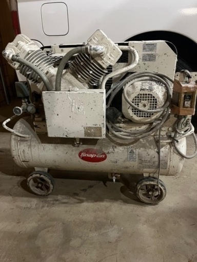 200v 2馬力　コンプレッサー