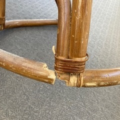 木製の椅子の画像