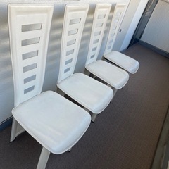 椅子4脚セット　白いイス　モダン
