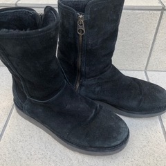 UGGムートンブーツ　ブラック