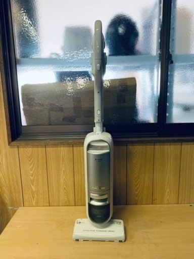 ET2749番⭐️SHARPほうき形電気掃除機⭐️