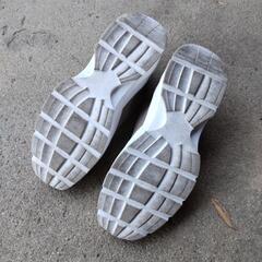 H&M  スニーカーの画像